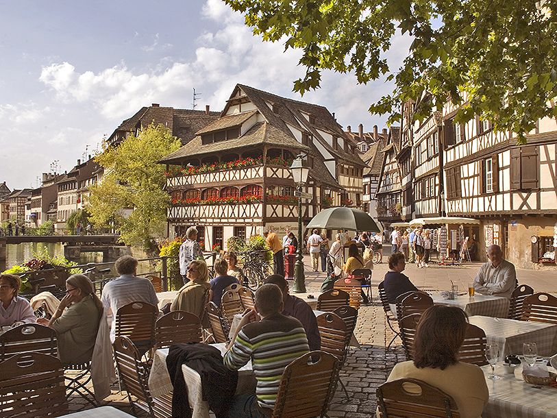 På en dagsudflugt kan I også oplagt besøge Strasbourg med kvarteret Petit France